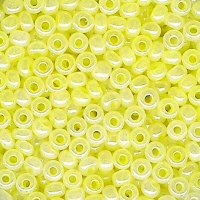 Rocailles 2,5mm, nacrées, jaune paille